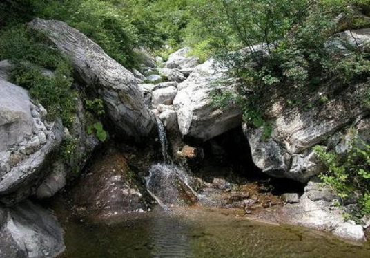 天华洞旅游度假风景区