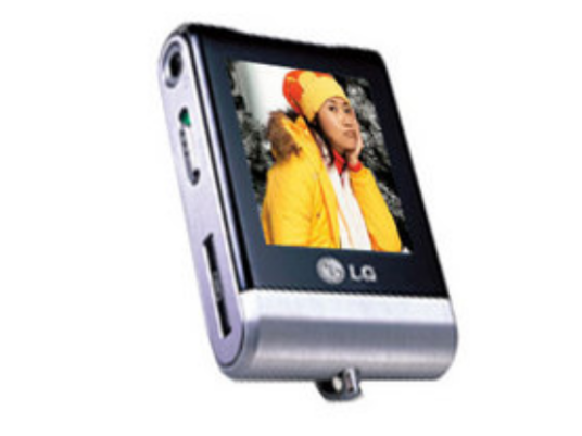 LG FM30(1GB)