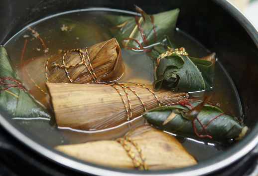 生粽子冷水下锅要煮多久