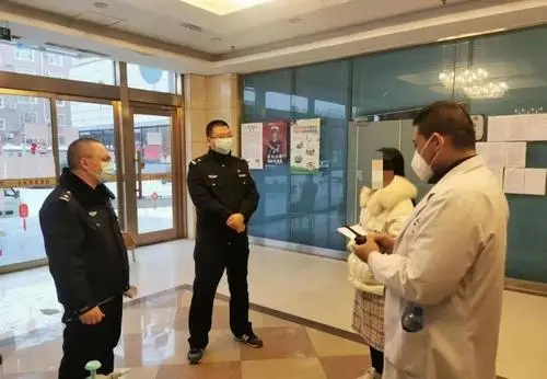 江苏盐城3人隐瞒行程未隔离被行拘，隐瞒行程是否涉嫌违法？