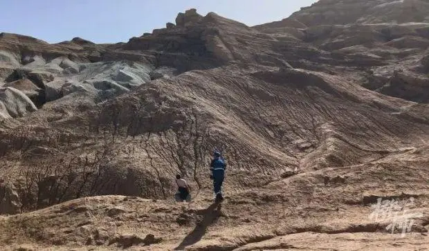 在青海雅丹地貌无人区失联的高校教师已获救，失联期间她都经历了什么？