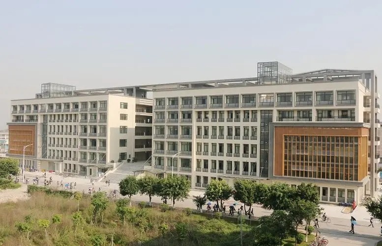 广东技术师范大学白云校区面积