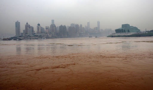 重庆轨道二号线变水上列车，洪水过境竟为何如此猛烈？