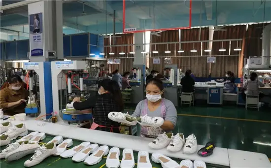 莆田鞋业在疫情下遭重创，对当地的经济造成了多大的损失？
