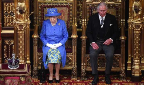英国女王与首相有何区别