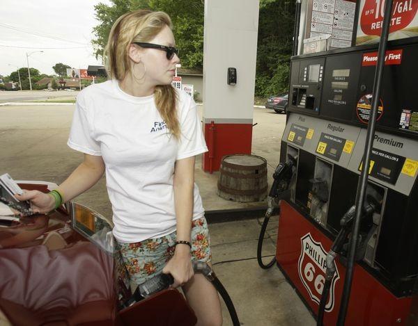 美国现恐慌性购买汽油潮，这是受了什么影响？